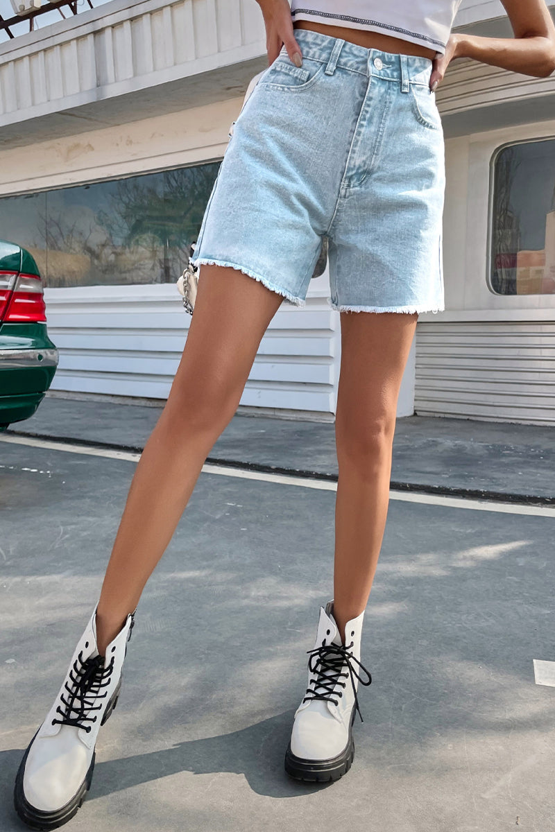 Short en Jean Brut pour Femme – Coupe Classique et Style Français