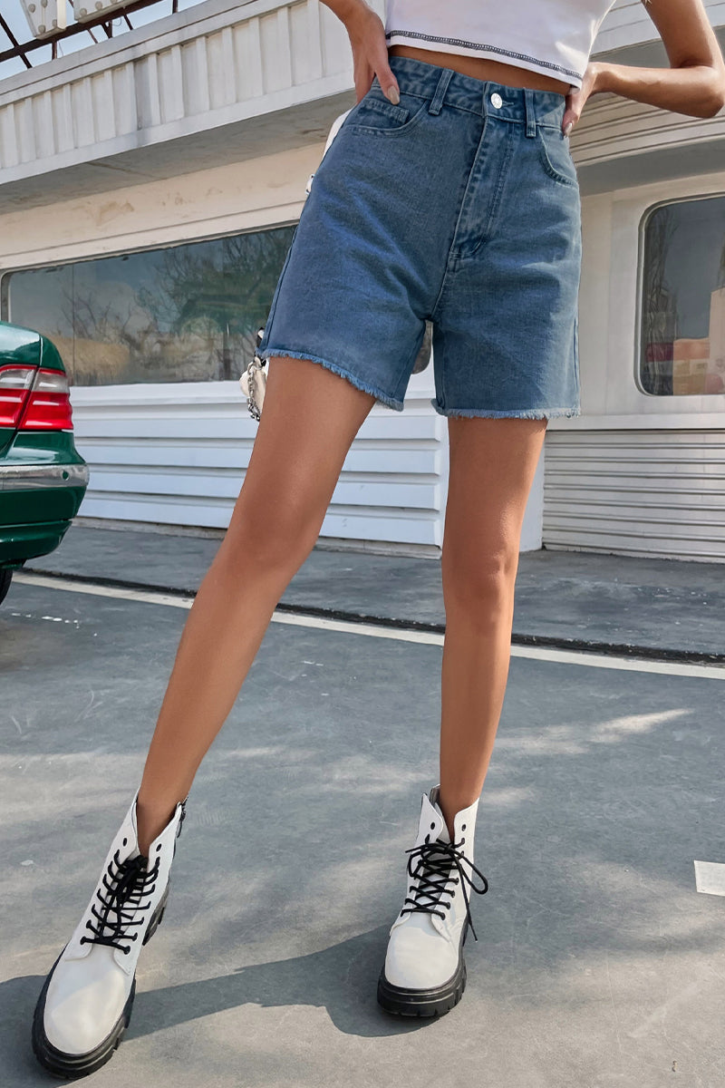 Short en Jean Brut pour Femme – Coupe Classique et Style Français