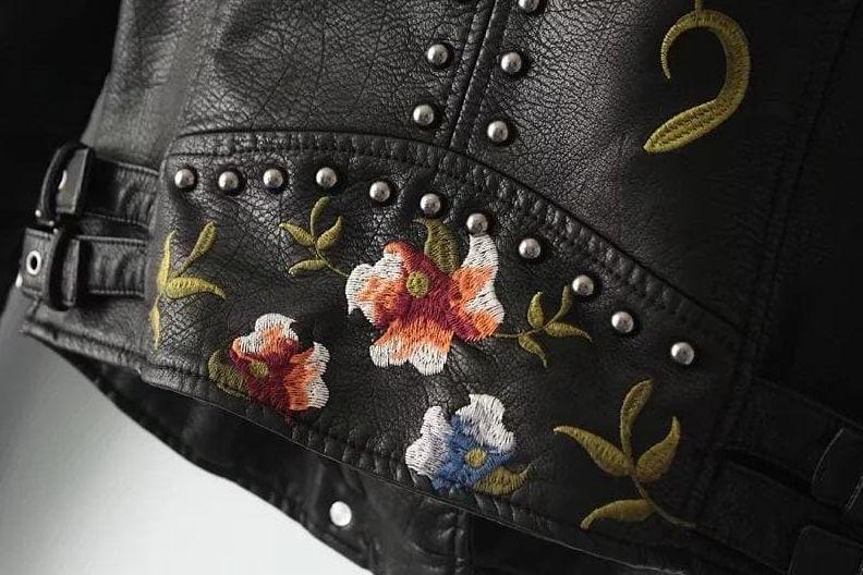 Veste Décontractée Femme en Similicuir – Motif Floral Élégant