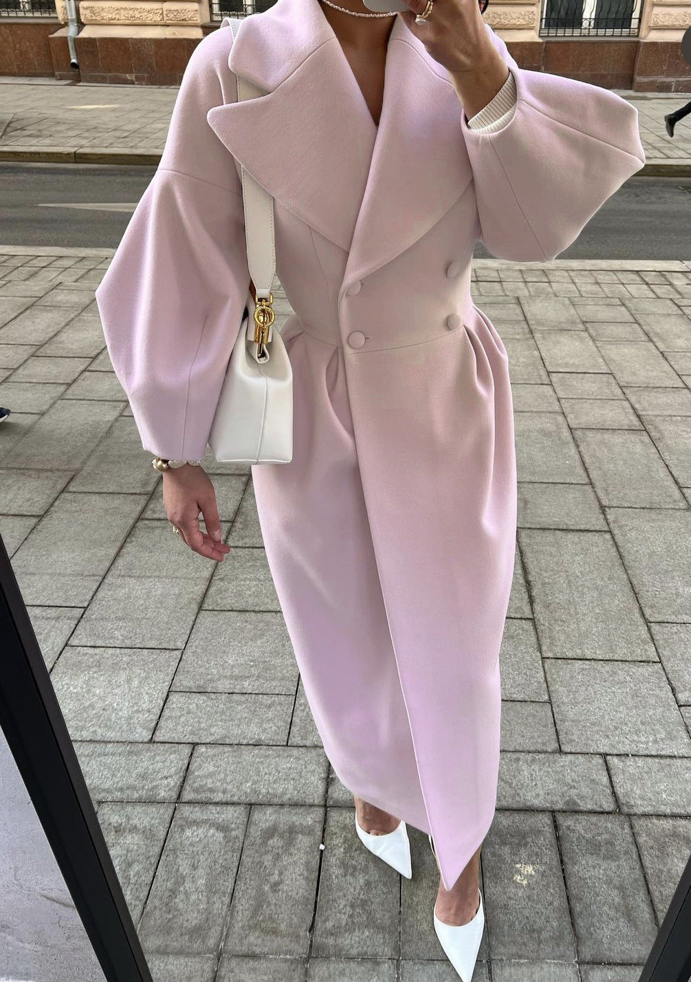 Manteau Long pour Femmes à Manches Bouffantes et Col, Coupe Cintrée Élégante