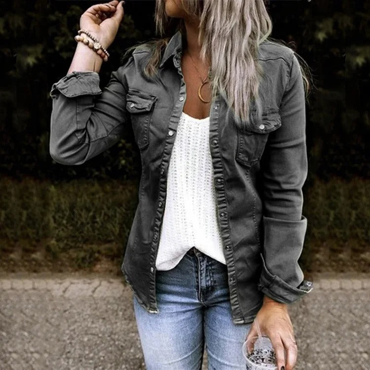 Veste en Jean Cintrée à Boutons et Poches Poitrine pour Femme