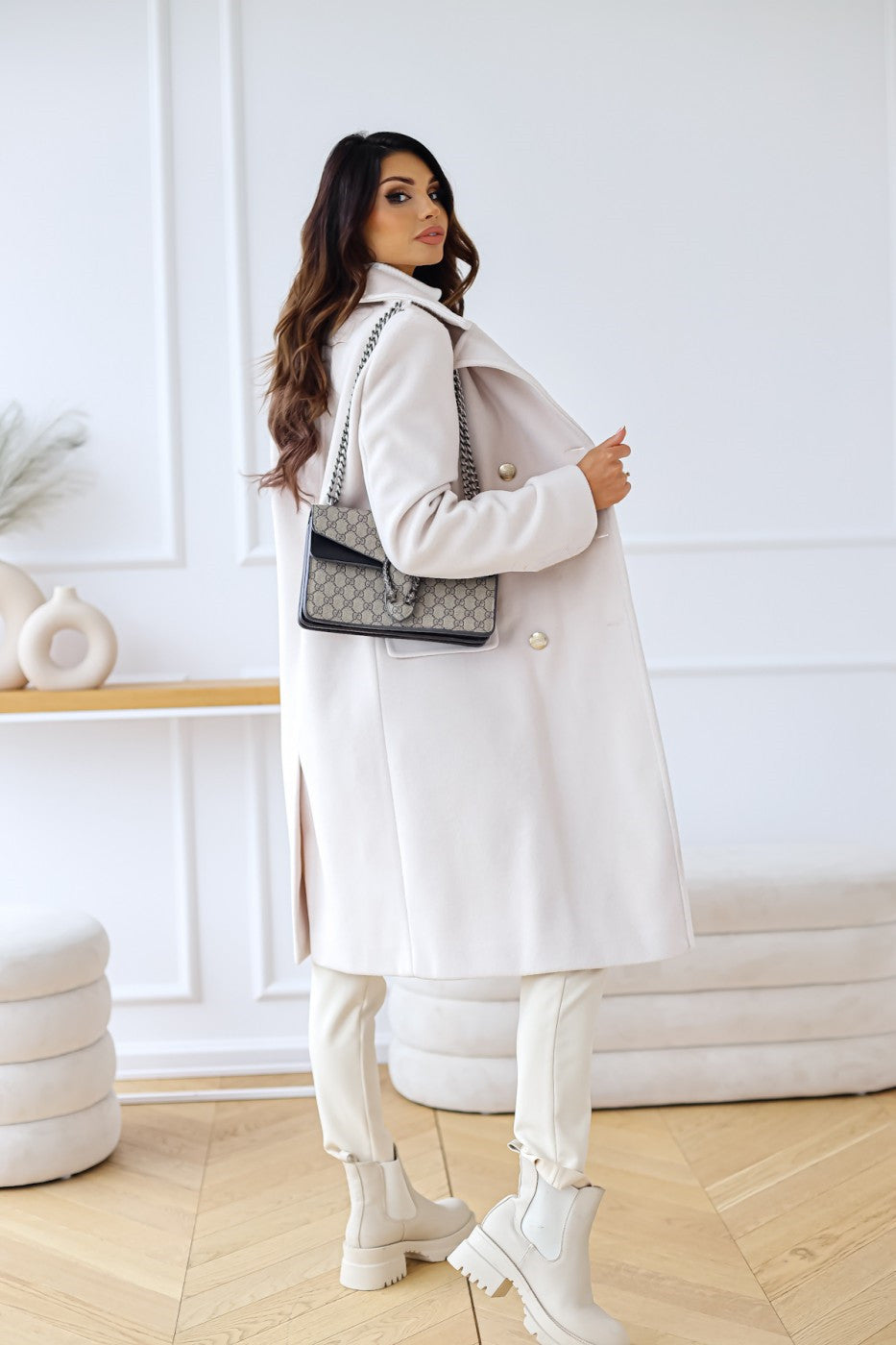 Veste Cintrée pour Femmes à Col Revers et Double Boutonnage, Manches Longues