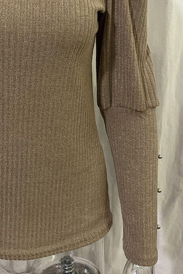 Top Femme Manches Longues à Col Roulé – Coupe Ajustée et Style Intemporel