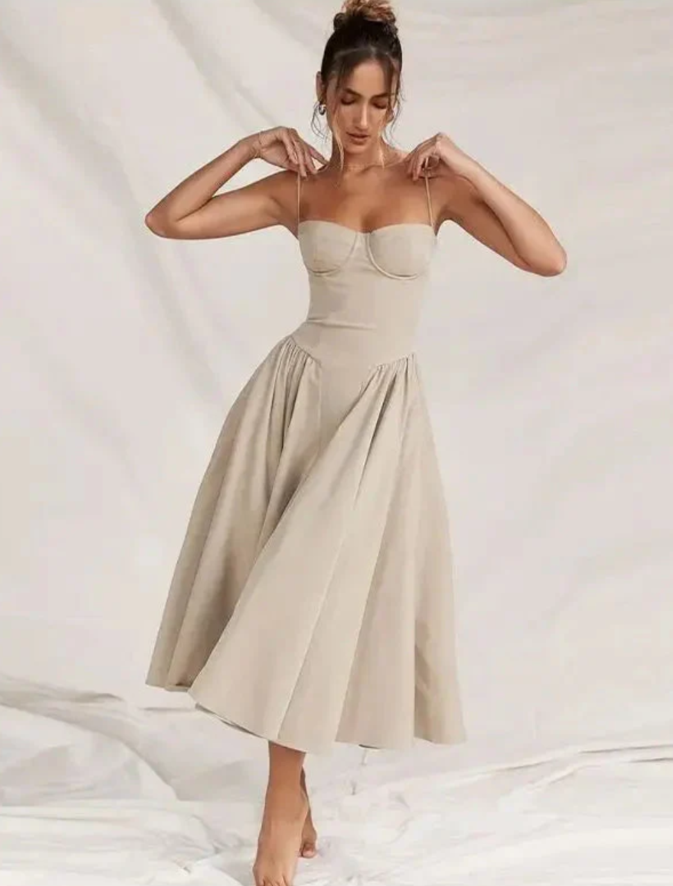 Women's Robe d’Été Légère à Col V – Coupe Fluide Décontractée
