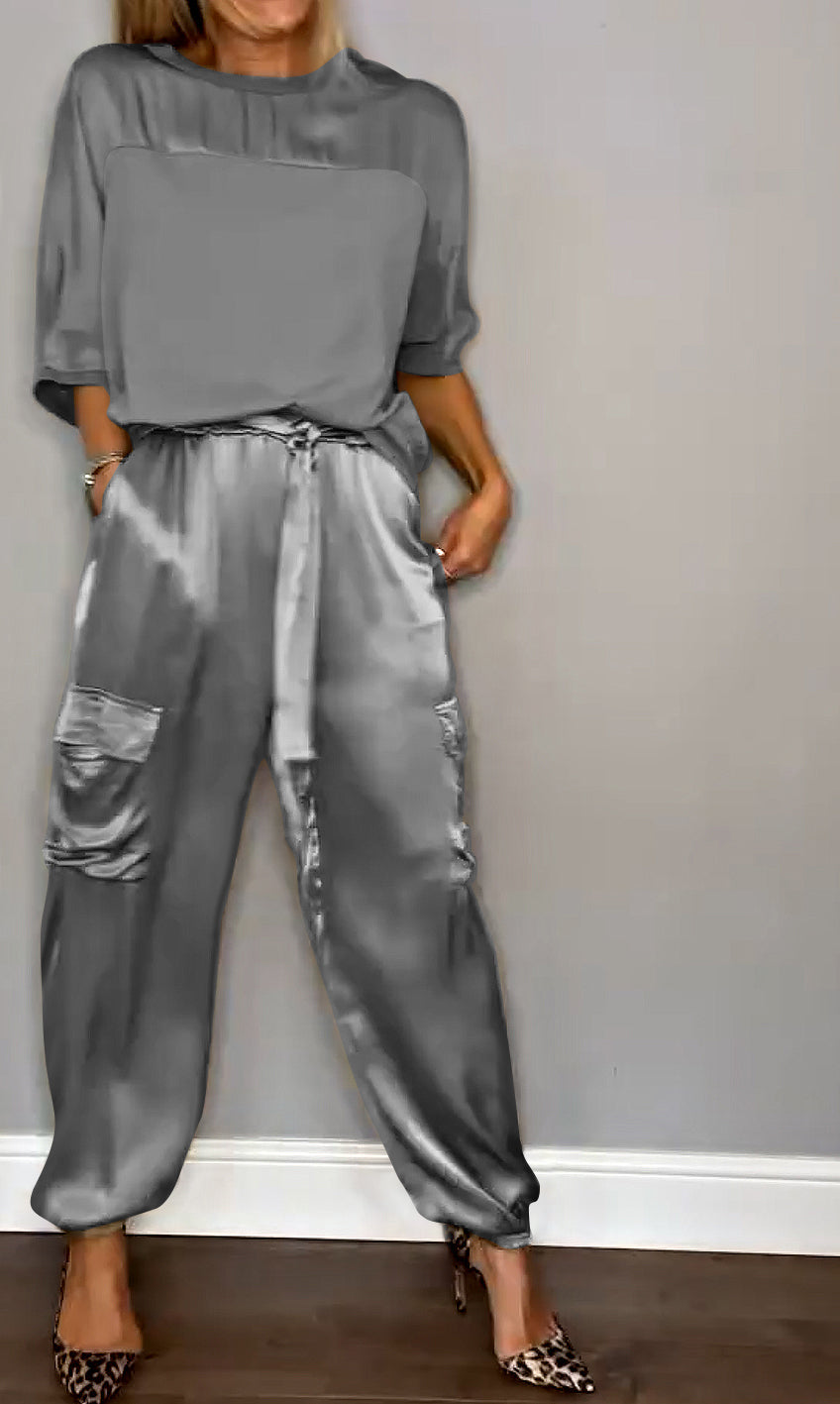 Elegant Two Piece Lounge Set for Women - Soft and Stylish Outfit
