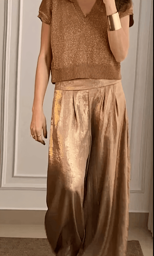 Elegant Two Piece Outfit for Women – Stylish Top and Pants Set