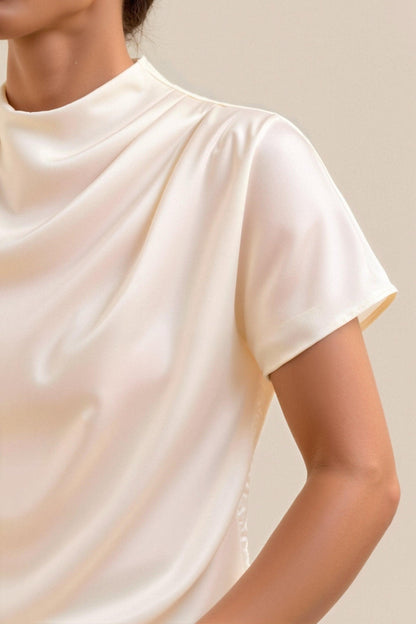 T-shirt Décontracté à Découpes Stylées – Coupe Ample pour Femmes