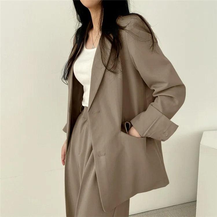 Women's Suit – Oversized Blazer and High Waisted Trousers – Slim Fit Casual Chic Style