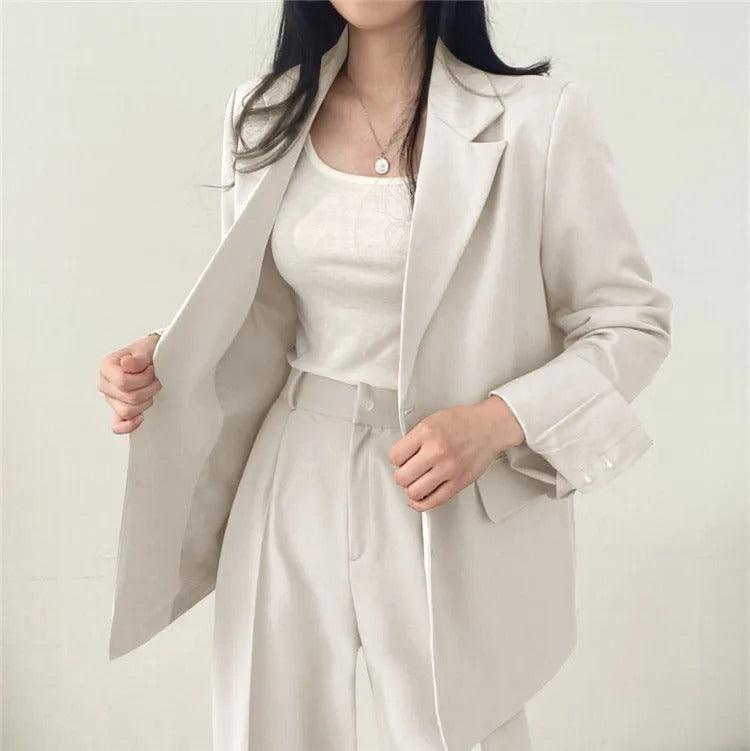 Women's Suit – Oversized Blazer and High Waisted Trousers – Slim Fit Casual Chic Style
