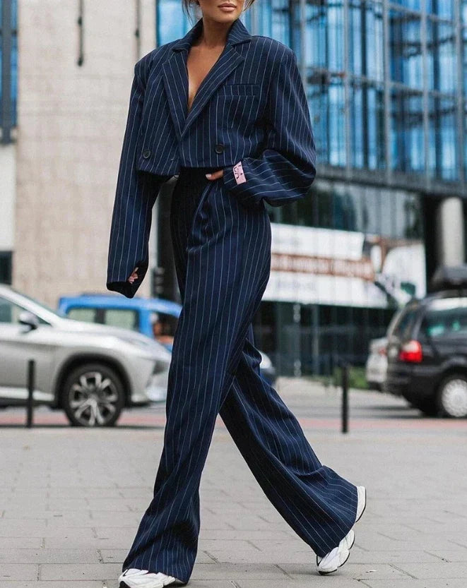 Tailleur Femme Élégant – Tenue Formelle Polyvalente et Structurée