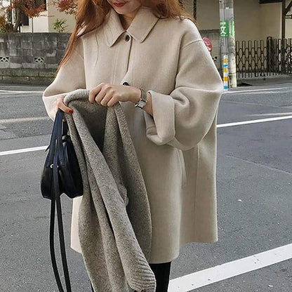 Comfortable Button-Up Coat for Women – Relaxed Mid-Length Fit
