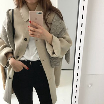Comfortable Button-Up Coat for Women – Relaxed Mid-Length Fit