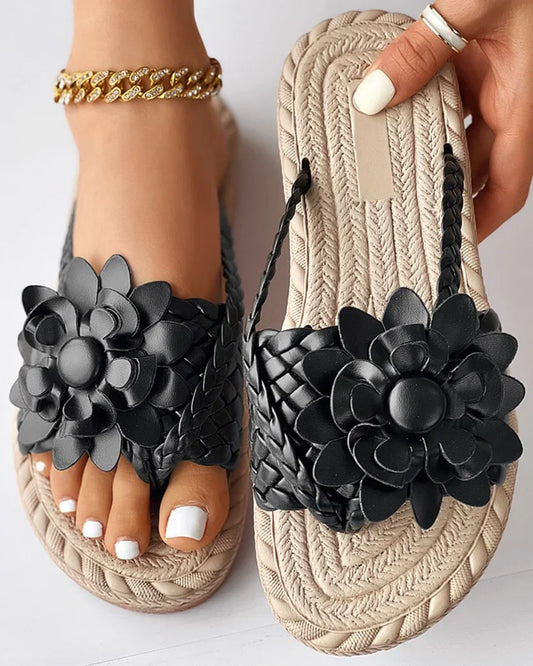 Sandales pour Femmes à Bride Tressée et Fleur Décorative – Semelle Tressée