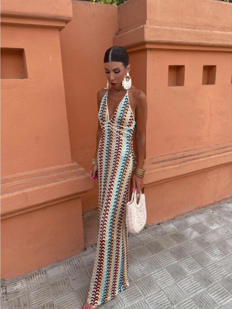 Robe d’Été Élégante à Col Halter et Décolleté Plongeant pour Femme