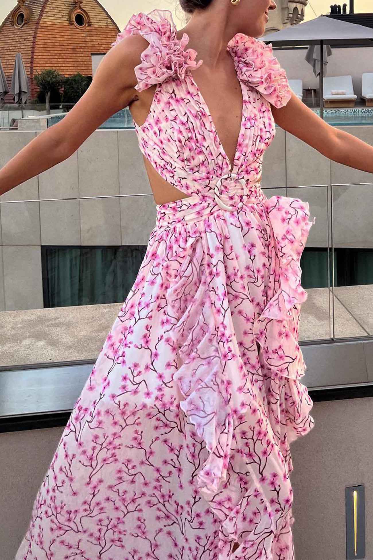 Robe Longue Femme à Volants, Décolleté Plongeant et Taille Découpée