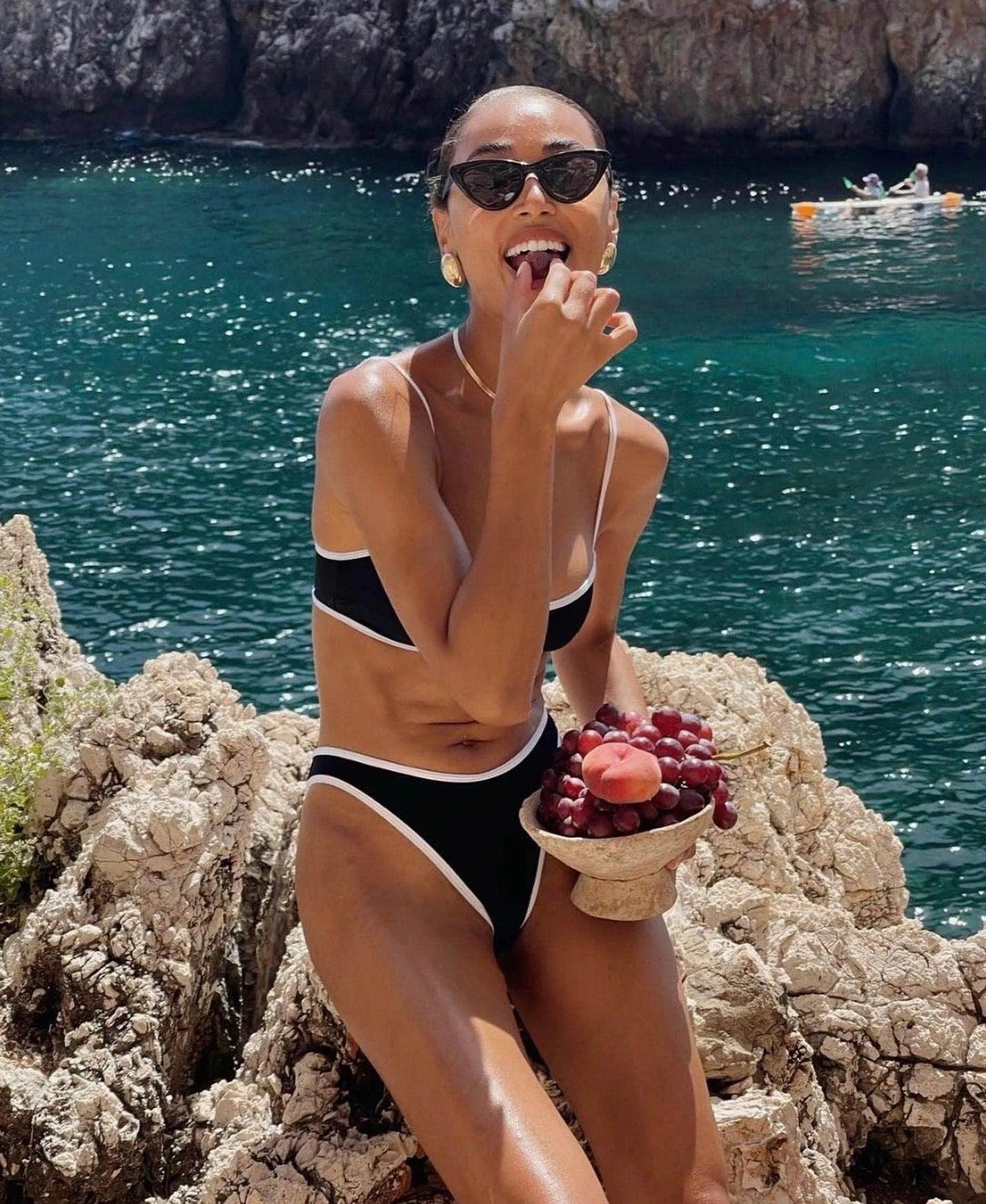 Chic and Comfortable Women's 2-Piece Swimsuit for Summer