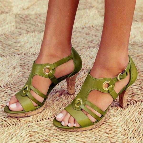 Sandales à Talons Moyens pour Femmes – Brides Élégantes et Bout Ouvert