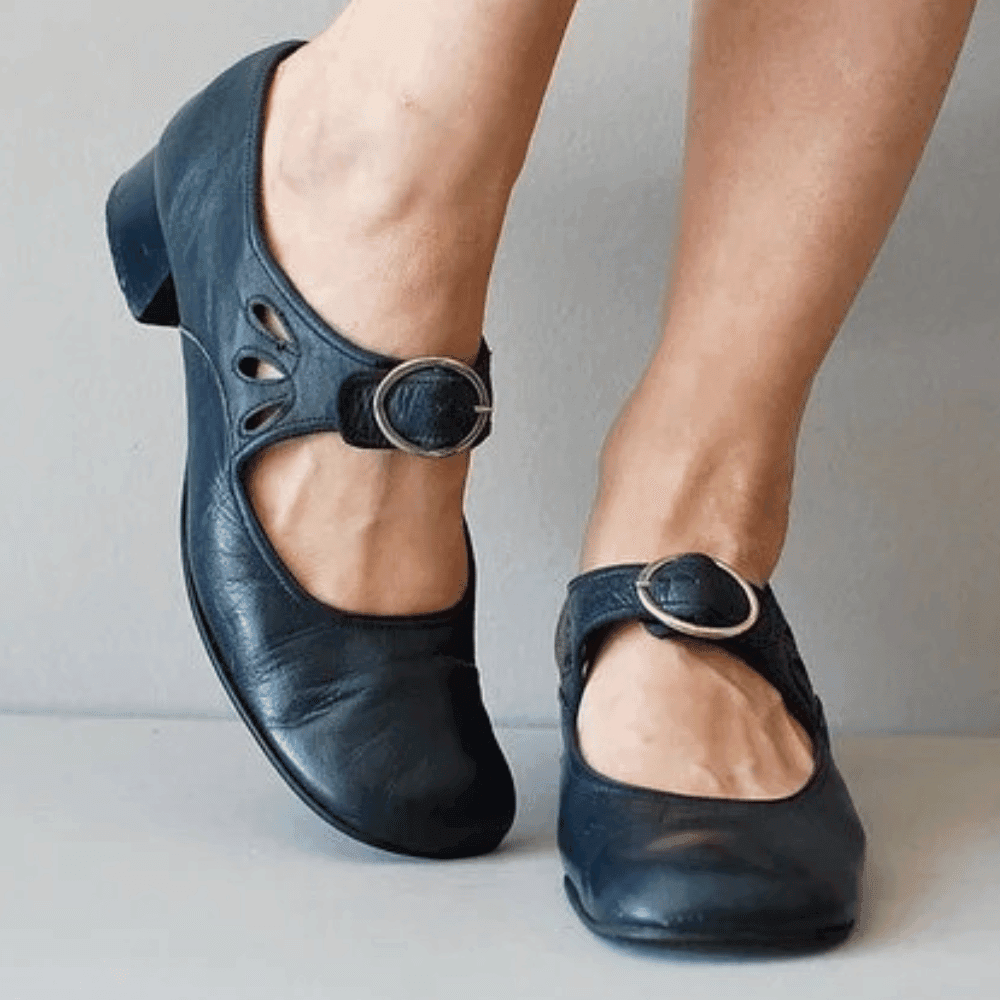 Sandales en cuir pour femmes avec boucle