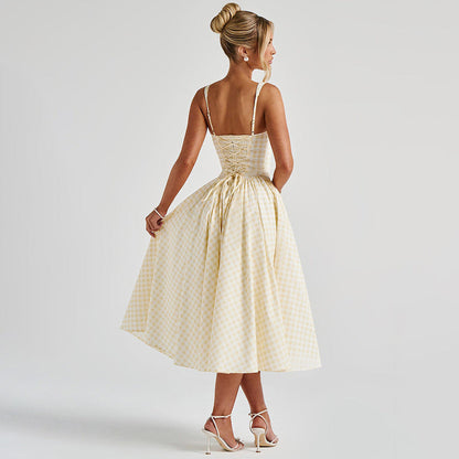 Léna Robe Midi à Carraux et Encolure Carrée