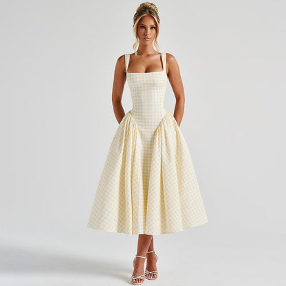 Léna Robe Midi à Carraux et Encolure Carrée