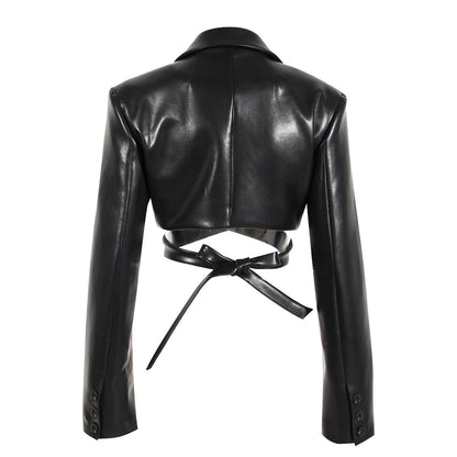 Veste femme élégante avec ceinture à la taille - stil udendørs