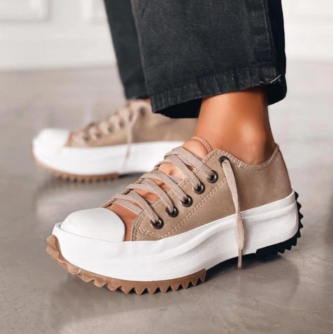 Stylish Women's Platform Sneakers - Chunky Sole, Trendy & Casual Design