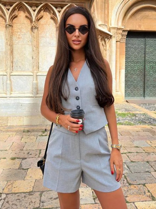 Women's Sleeveless Vest Set - Button-Down V-Neck and High-Waisted Fitted Pants