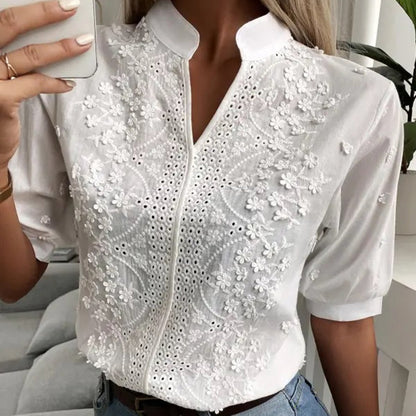 Blouse Femme en Coton Brodé – Col Mandarin et Manches Mi-Longues