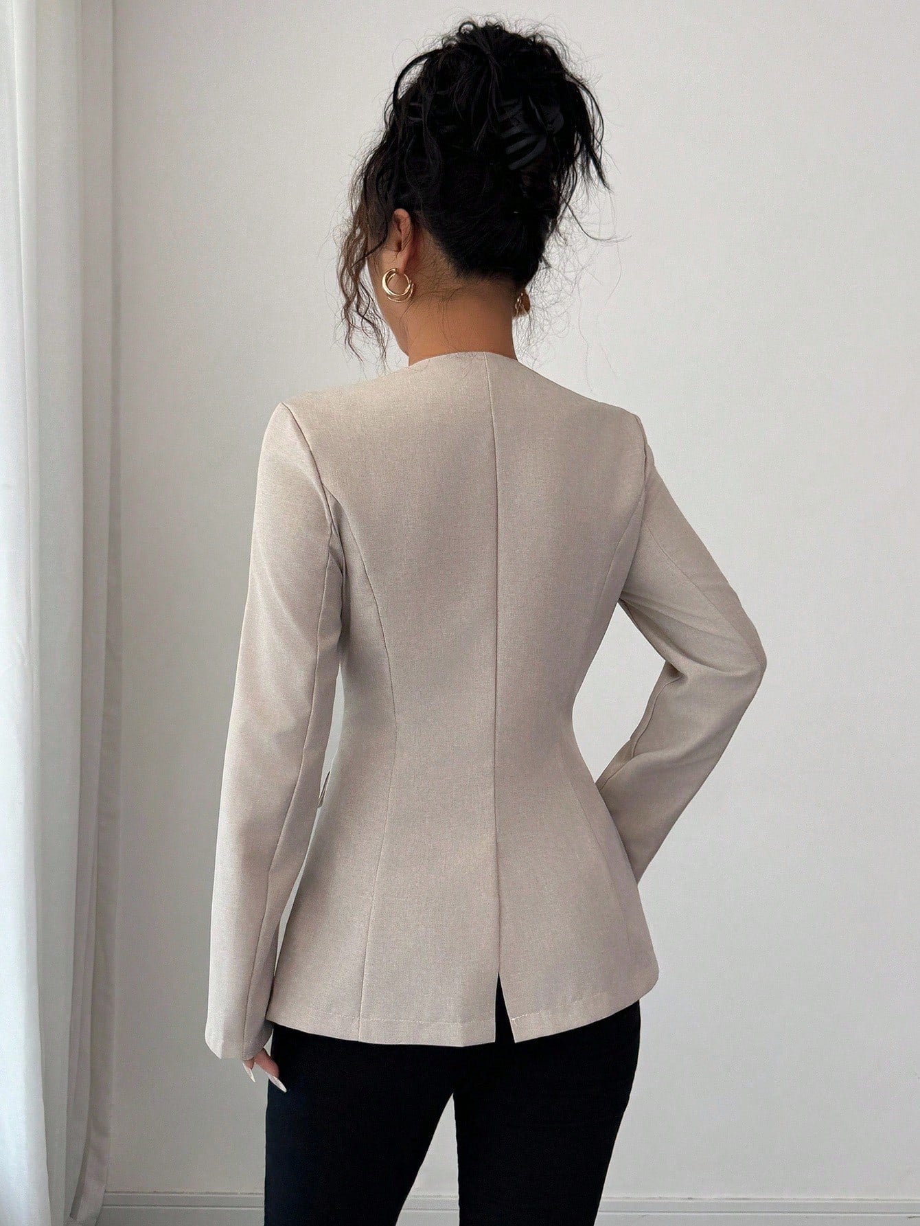 Women’s Minimalist Beige Blazer – Elegant Long Sleeve Button Jacket