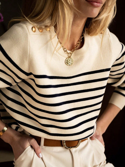 Warm knitted long sleeve top for women nushes 