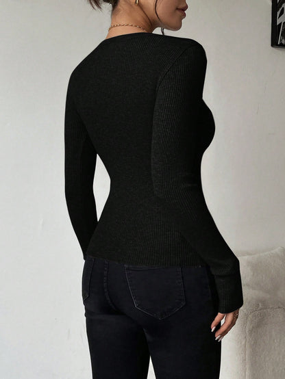 Ribbed knit long sleeve slim pullover for women, high neck fitted top for chic casual style.