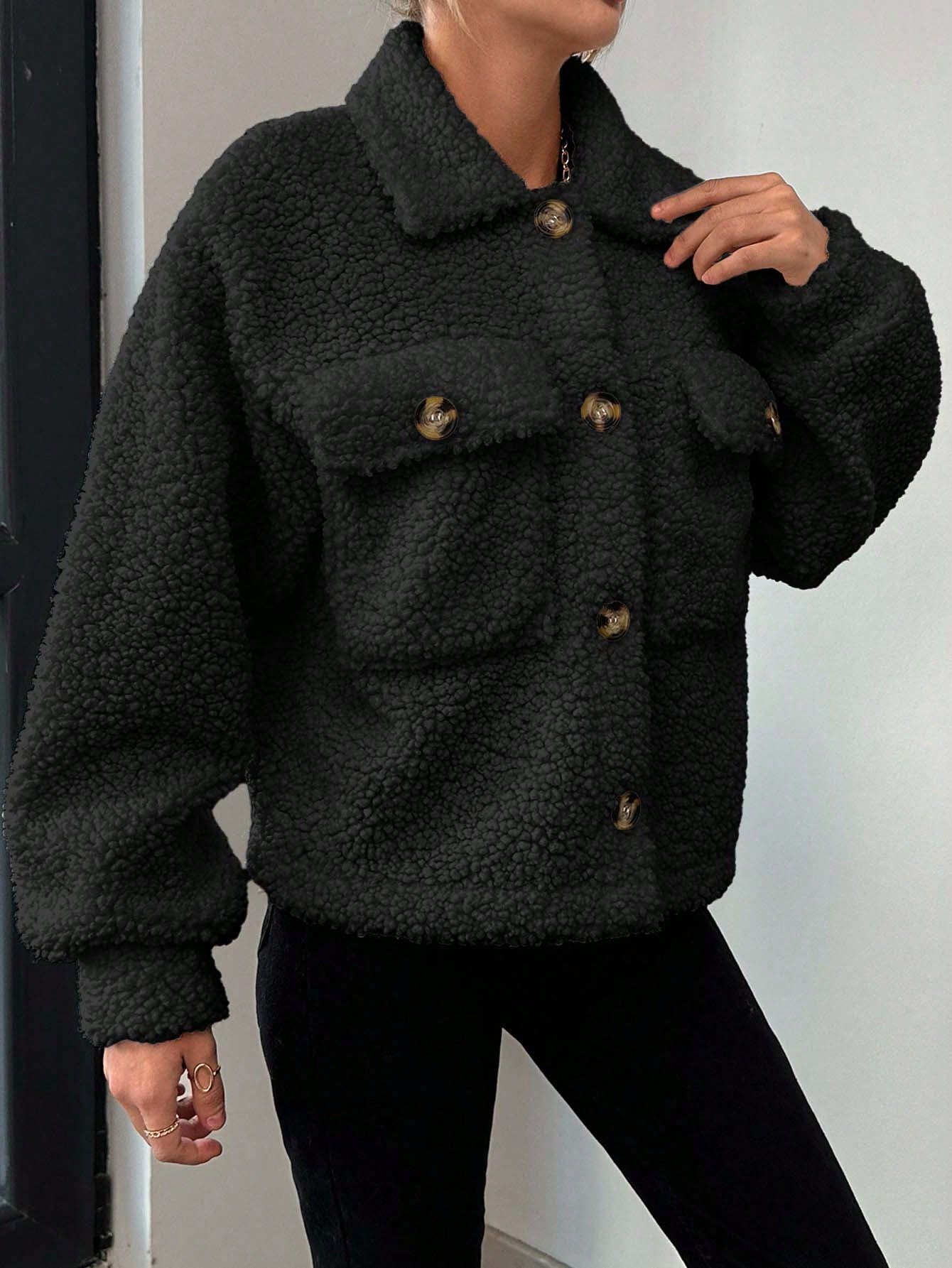 Women’s Oversized Fleece Jacket – Soft Sherpa Button-Up Coat with Pockets