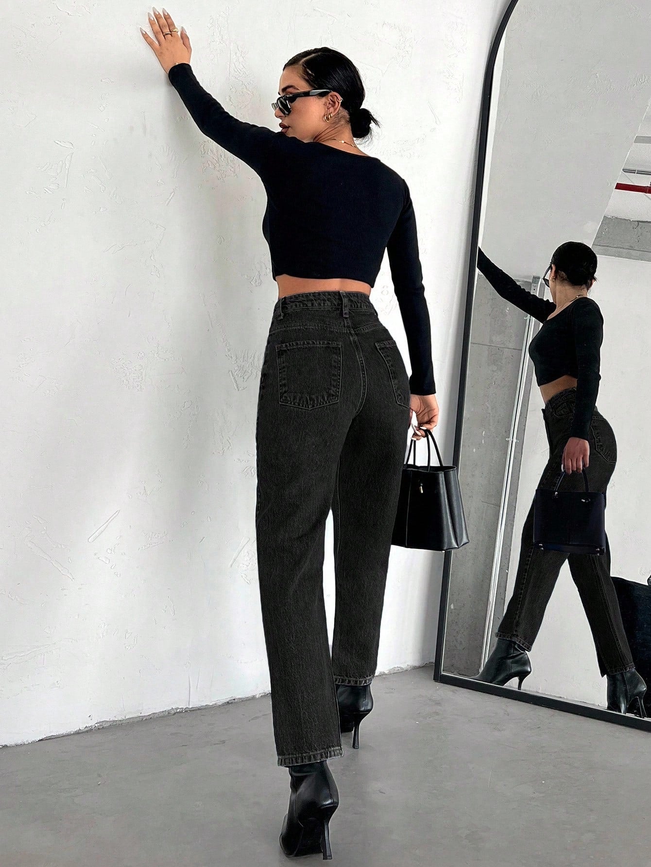 women’s high-waist straight leg jeans Nushes 