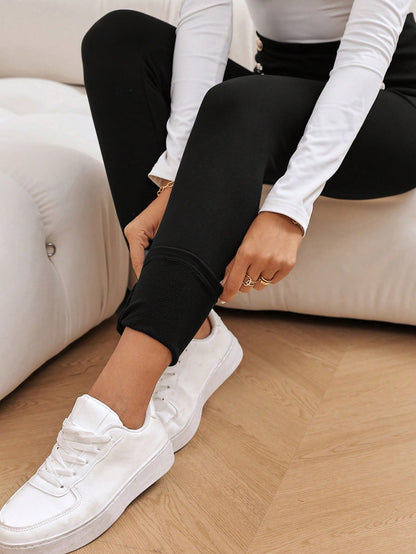 highwaist_women_button_leggings