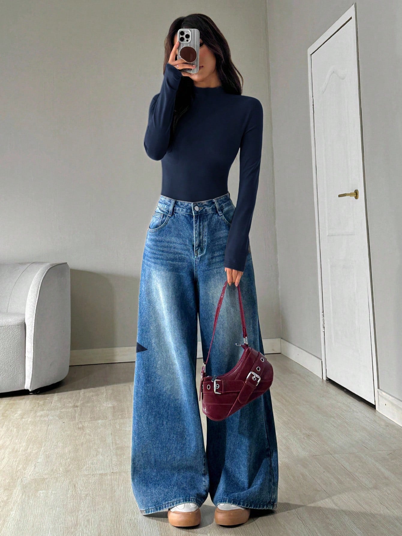 Women’s Slim Fit Long-Sleeve Round Neck Top – Stretch Winter Basic Layer