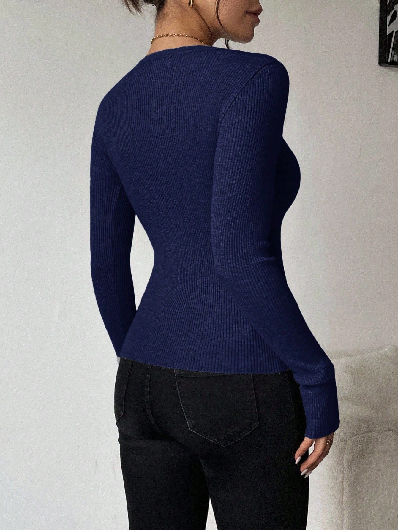 Ribbed knit long sleeve slim pullover for women, high neck fitted top for chic casual style.