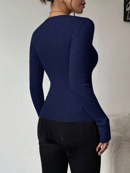 Ribbed knit long sleeve slim pullover for women, high neck fitted top for chic casual style.