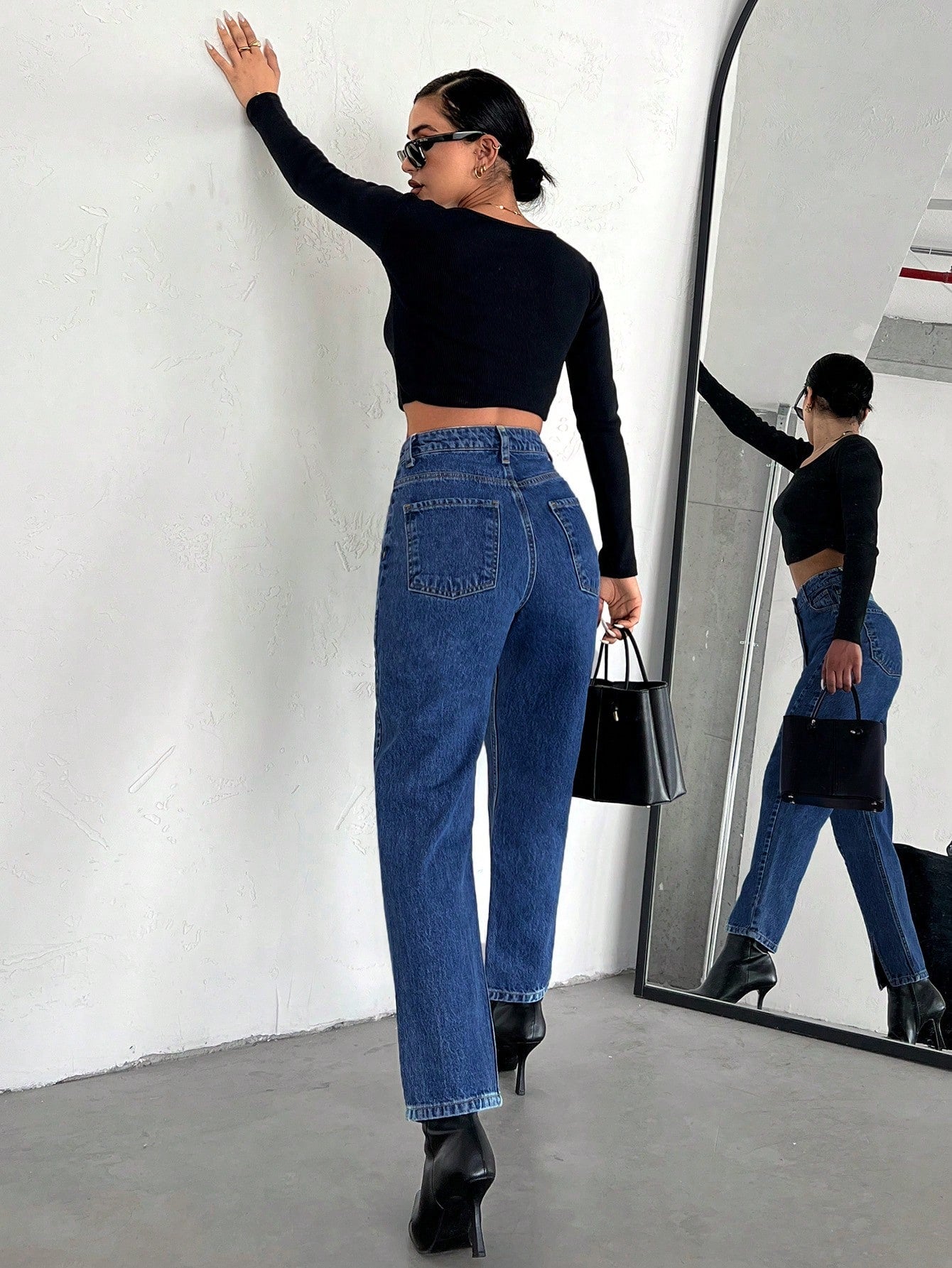 women’s high-waist straight leg jeans Nushes 