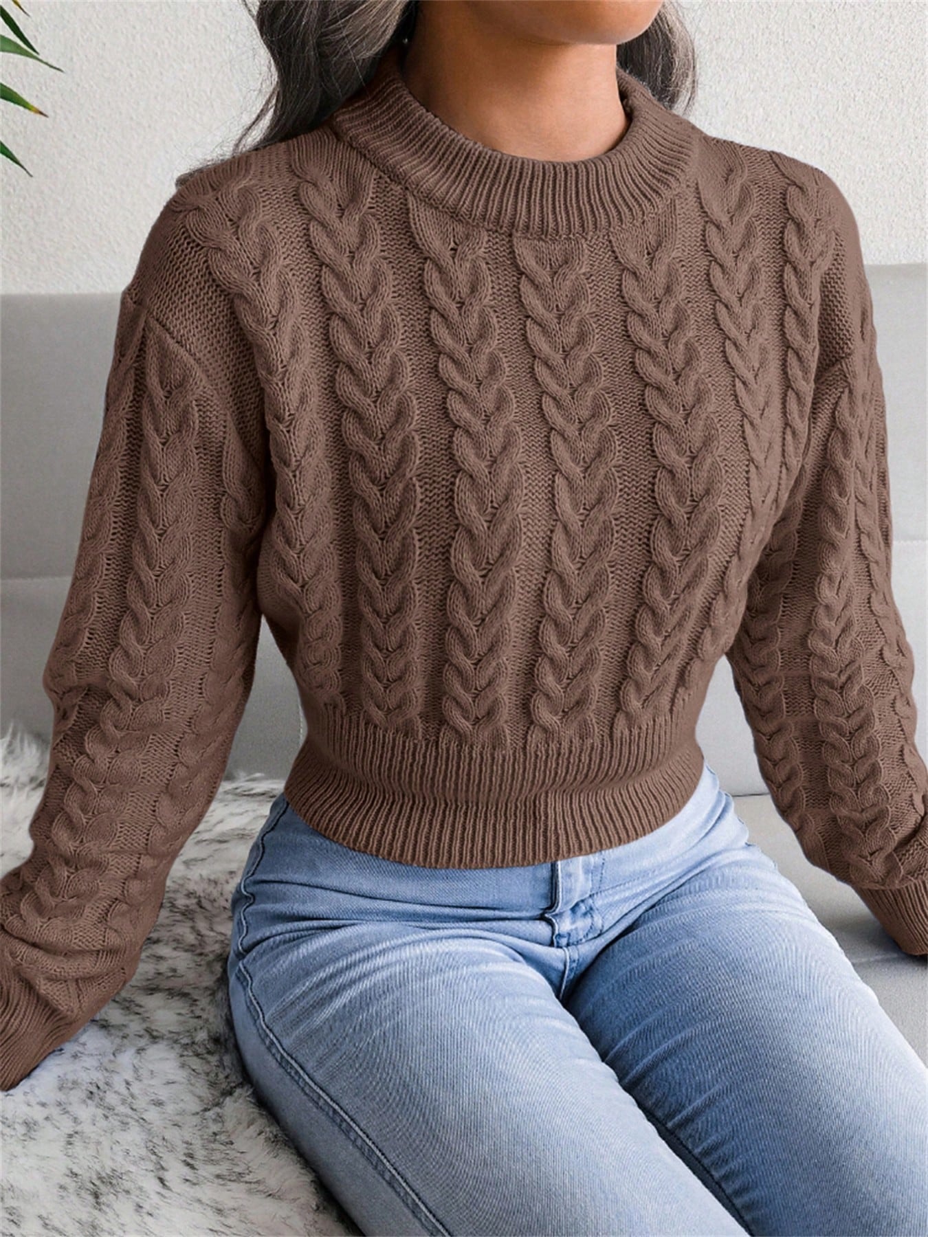 Women’s Cable-Knit Cropped Sweater – Round Neck Long Sleeve Ribbed Pullover