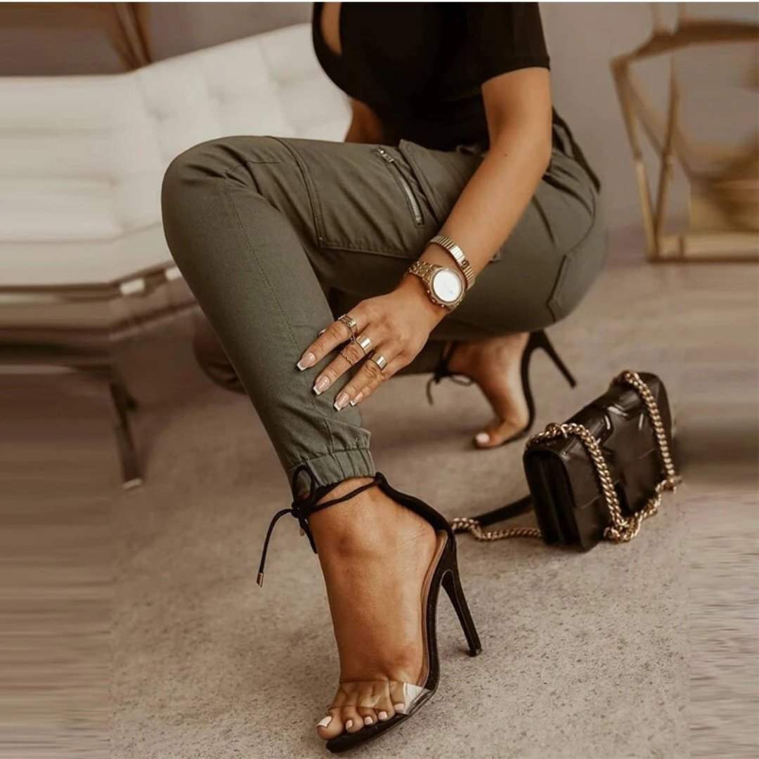 Pantalon cargo ajusté en coton résistant pour femme