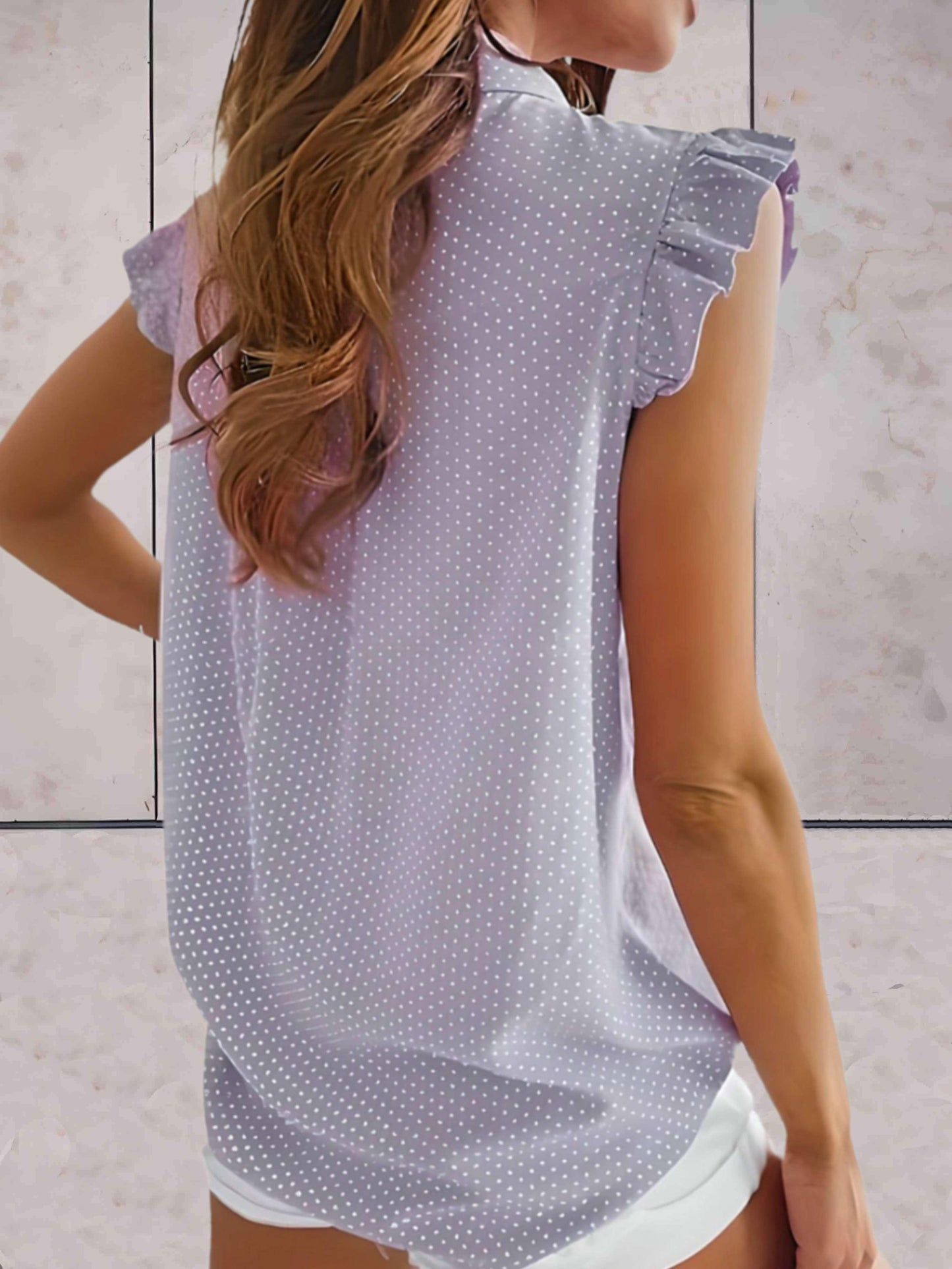 Haut Femme Estival à Pois – Sans Manches et Tissu Respirant