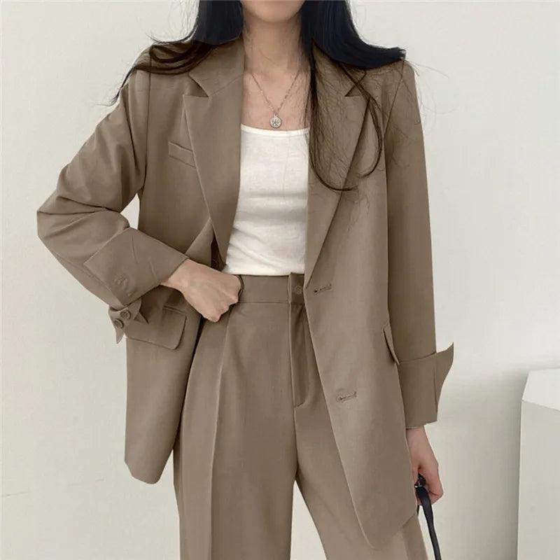 Women's Suit – Oversized Blazer and High Waisted Trousers – Slim Fit Casual Chic Style