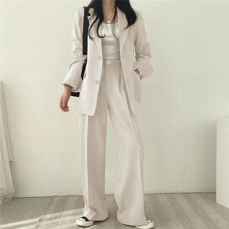 Women's Suit – Oversized Blazer and High Waisted Trousers – Slim Fit Casual Chic Style