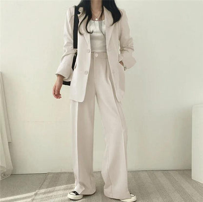 Women's Suit – Oversized Blazer and High Waisted Trousers – Slim Fit Casual Chic Style
