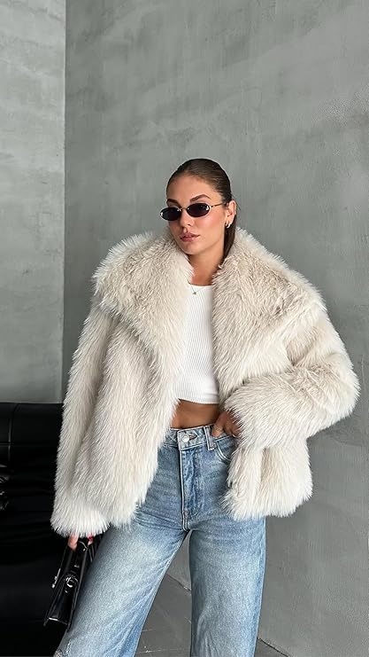 Women’s Faux Fur Short Coat - Elegant Warm Winter Jacket with Lapel Collar