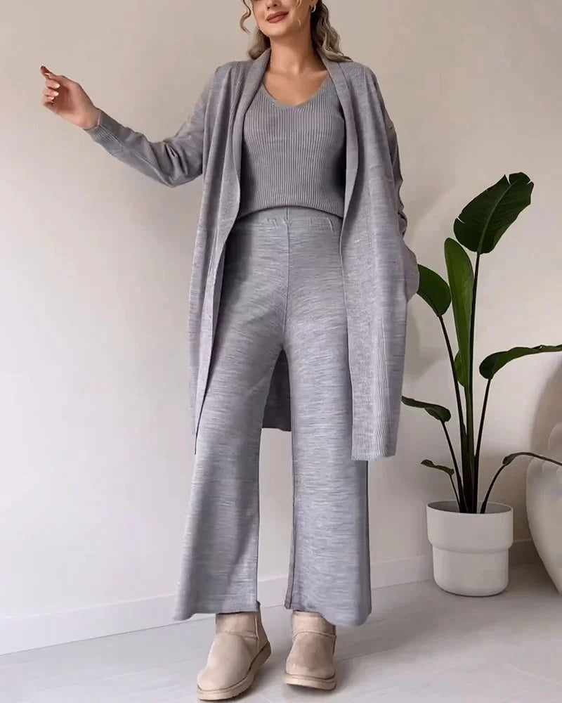 Ensemble Élégant Femme Trois Pièces – Haut Sans Manches, Robe Midi et Veste Tailleur