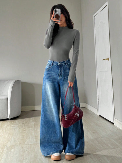 Women’s Slim Fit Long-Sleeve Round Neck Top – Stretch Winter Basic Layer