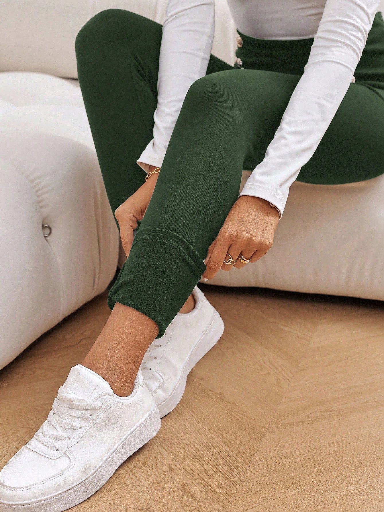 highwaist_women_button_leggings