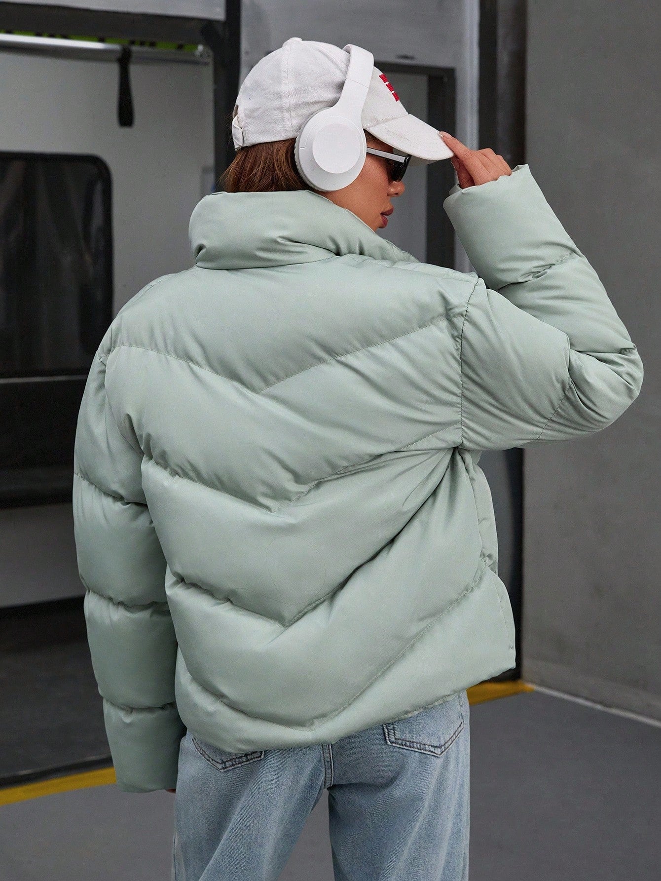 Women’s High Neck Puffer Winter Coat – Thick Warm Zip Jacket with Pockets