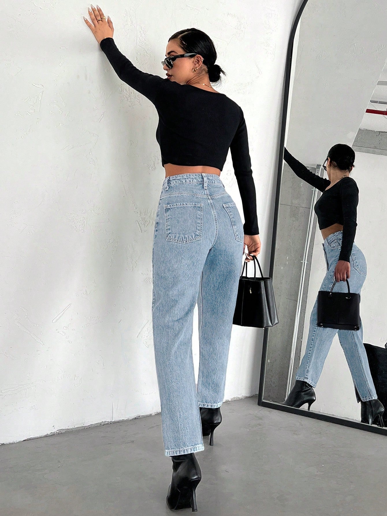 women’s high-waist straight leg jeans Nushes 